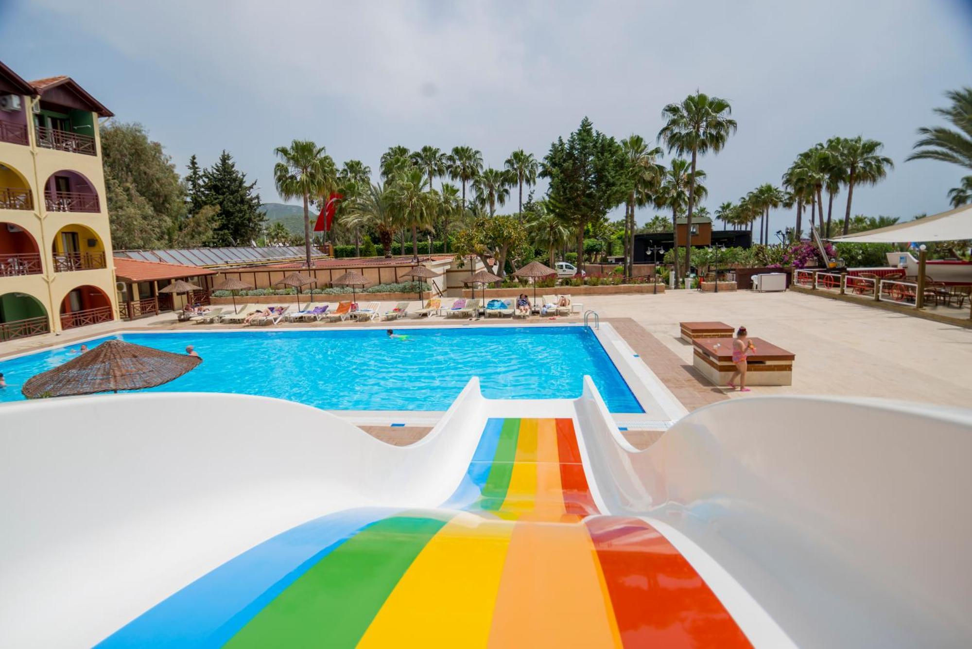 Club Tropical Beach Hotel Toslak Luaran gambar
