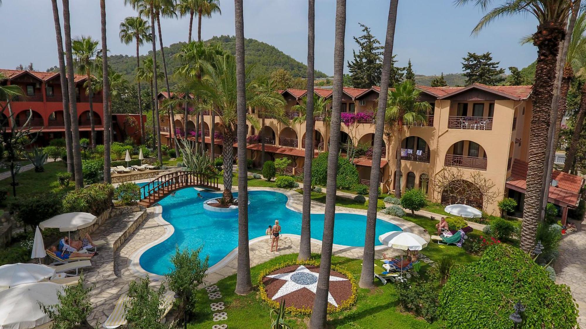 Club Tropical Beach Hotel Toslak Luaran gambar